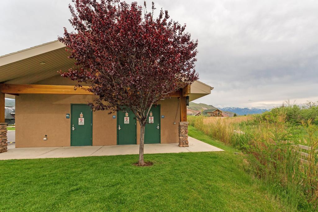Pony Express Rv Resort North Salt Lake Kültér fotó