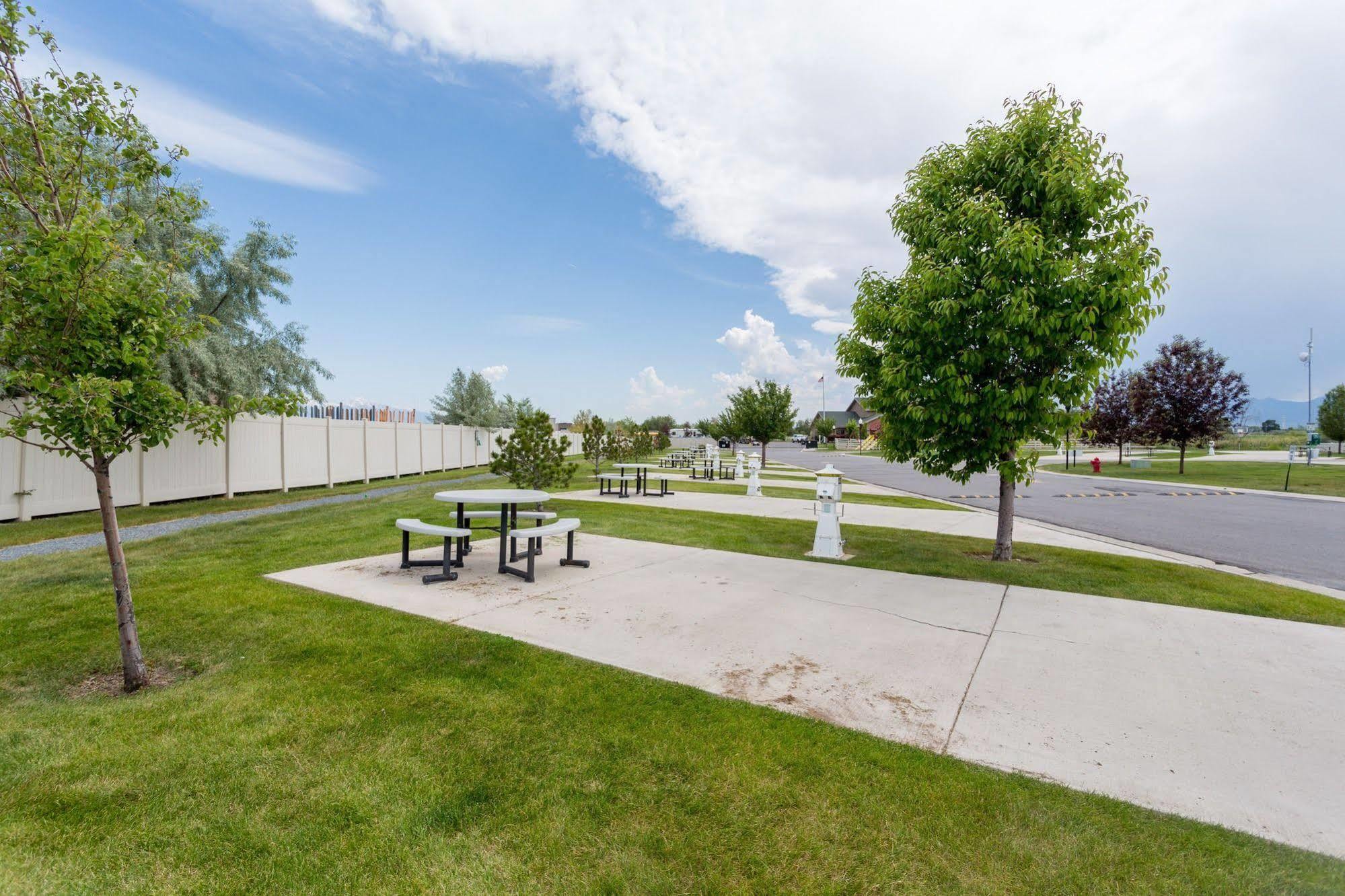 Pony Express Rv Resort North Salt Lake Kültér fotó